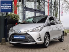 Toyota Yaris - 1.5 Hybrid | Navigatie | Lederen bekleding | Schuif/kanteldak | Climate Control | Licht me