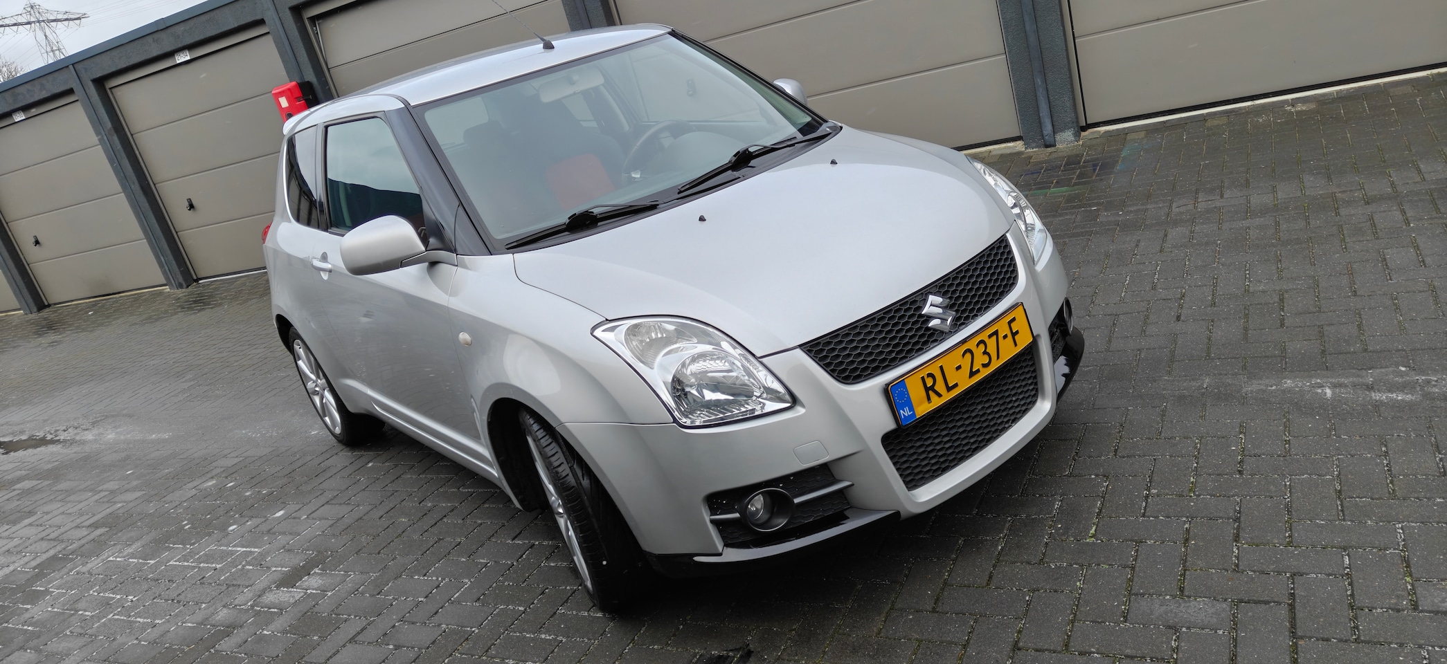 Suzuki Swift - 1.6 Sport - AutoWereld.nl
