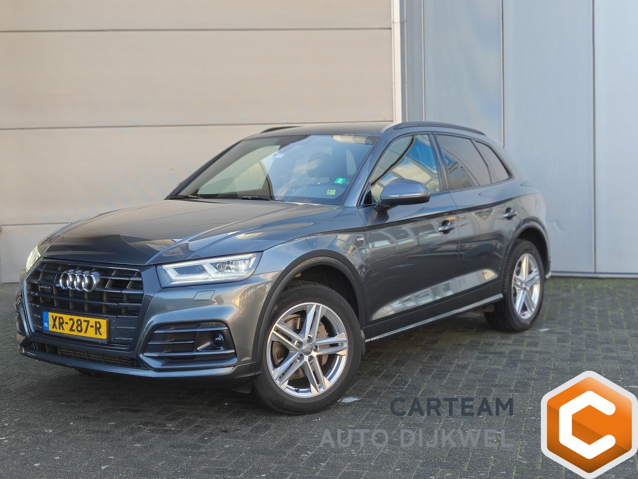 Audi Q5 - 2.0 TFSI quattro Sport S Line Edition Voorverwarming/Adaptieve cruise/Stop&Go - AutoWereld.nl