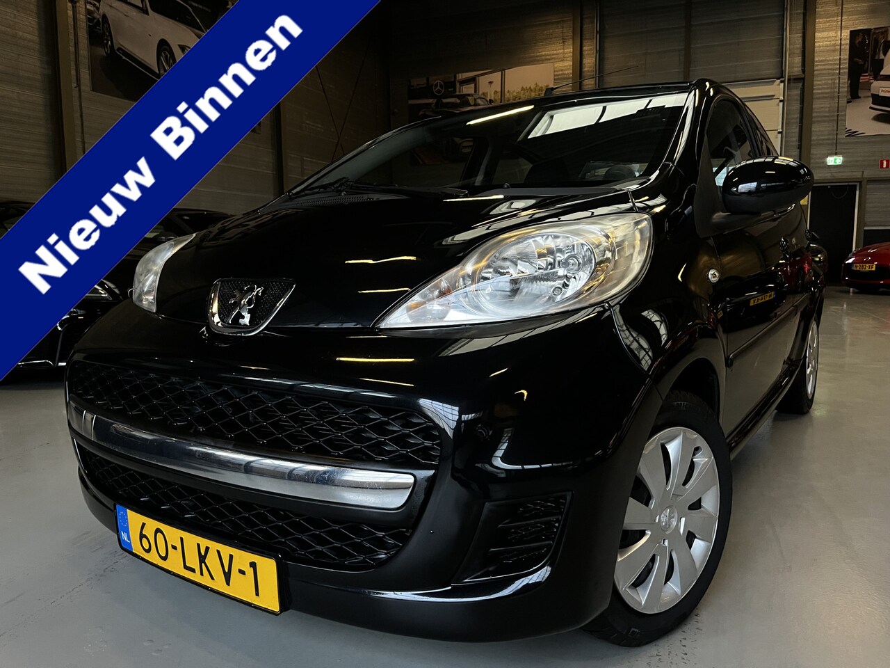 Peugeot 107 - 1.0-12V XS Airco, Elektrische ramen, Toerenteller - AutoWereld.nl
