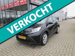 Toyota Aygo X - 1.0 VVT-i S-CVT Play