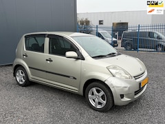 Daihatsu Sirion 2 - 1.3-16V Comfort AIRCOAPK20265DEURSKOOPJE