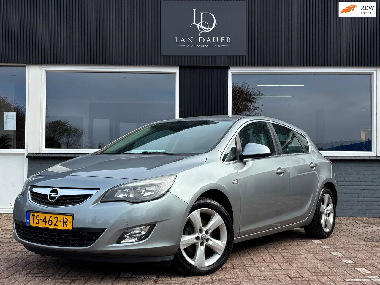 Opel Astra - 1.4 Turbo Sport / Airco / Sensoren / Cruise / LMW - AutoWereld.nl