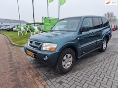 Mitsubishi Pajero - 3.2 Di-D GLS Long Body / 7- persoons / Zeer netjes