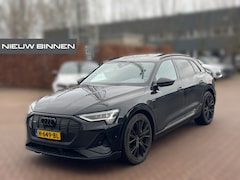 Audi e-tron - e-tron 50 quattro Launch edition Black 71 kWh | Panoramadak | Stoelverwarming | Adaptive C
