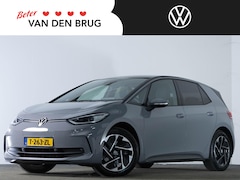 Volkswagen ID.3 - Pro Business 59 kWh 204 PK | LED Matrix IQ | Stoel & Stuurverwarming | Steunhaak | Achteru