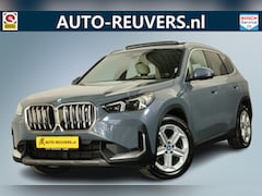 BMW iX1 - xDrive30 67 kWh Innovation / Panorama Opendak / Leder /