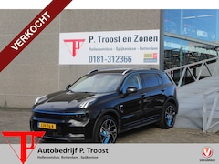 Lynk & Co 01 - 1.5 6.6 laden | Panoramadak | Navigatie | 360 Camera | Adaptive cruise control | Infinity