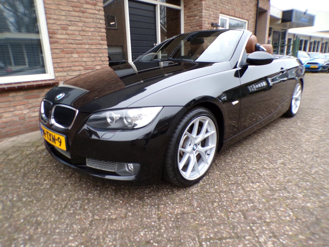 BMW 3-serie Cabrio - 335i High Executive Automaat / leder / Navi / Clima - AutoWereld.nl