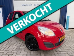 Renault Twingo - 1.2 Authentique 3-drs / AIRCO / ALL SEASON / APK 09-2026