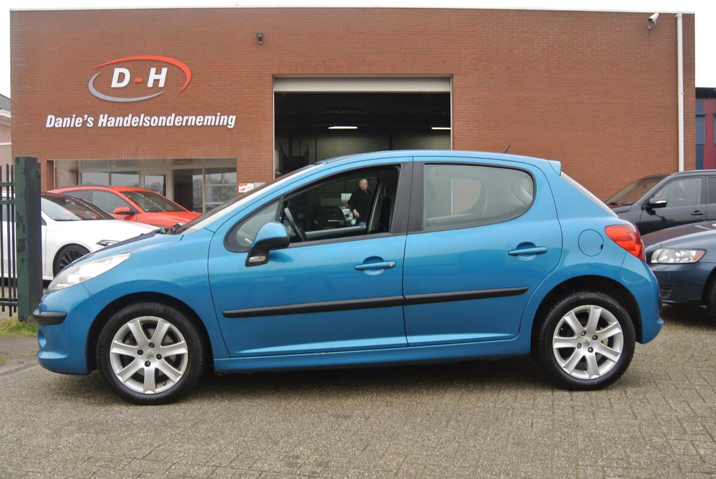 Peugeot 207 - 1.4 VTi Cool 'n Blue airco inruil mogelijk nap - AutoWereld.nl