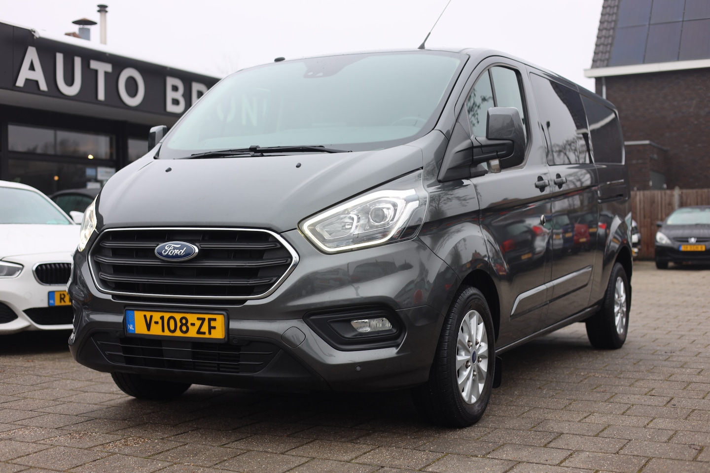 Ford Transit Custom - 320 2.0 TDCI L2H1 DUBBEL CABINE | AUTOMAAT *MARGE* - AutoWereld.nl