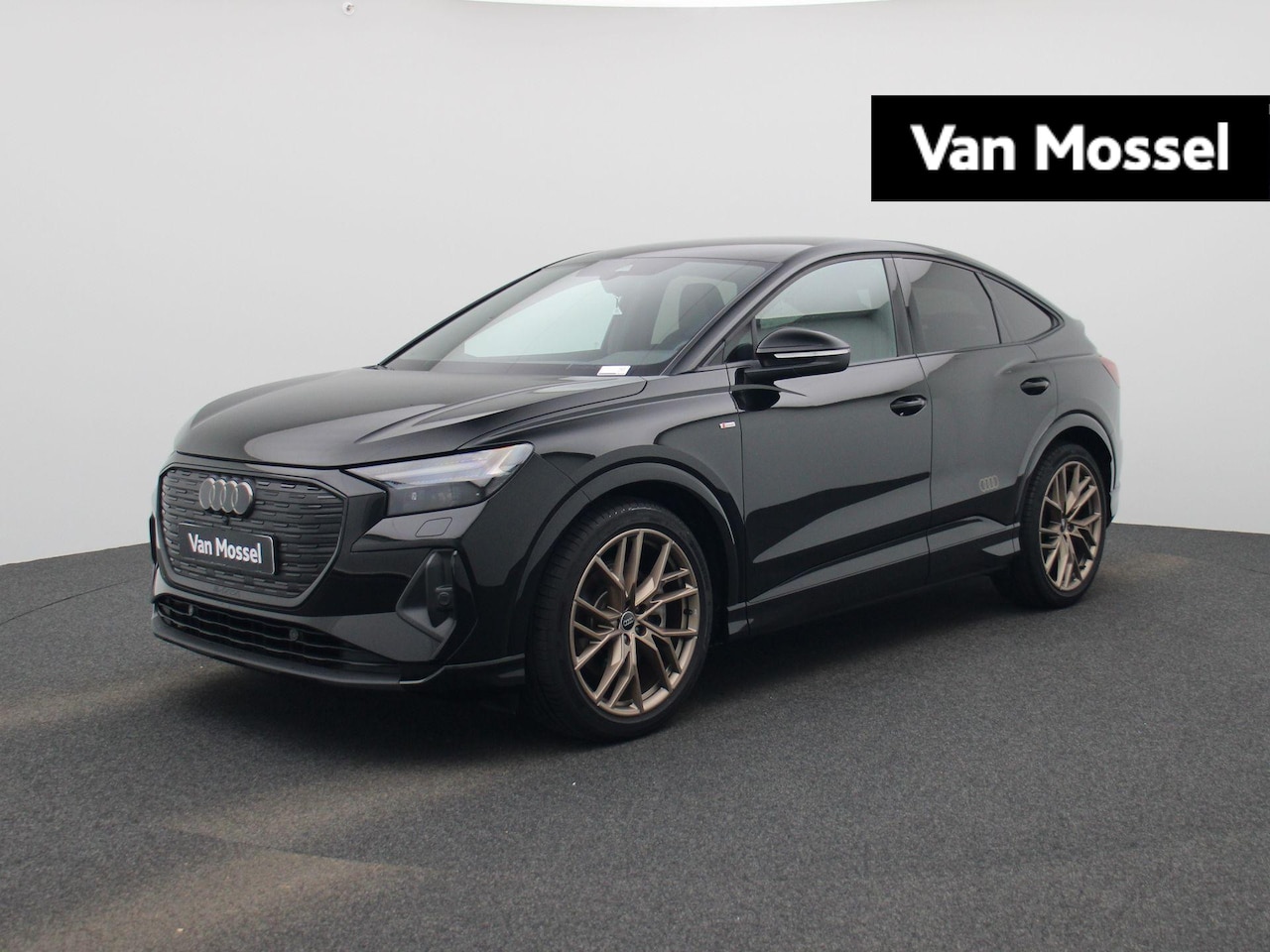 Audi Q4 Sportback e-tron - 45 quattro Edition 82 kWh l Adaptive cruise control l Stoelverwarming l Airco l Navigatie - AutoWereld.nl