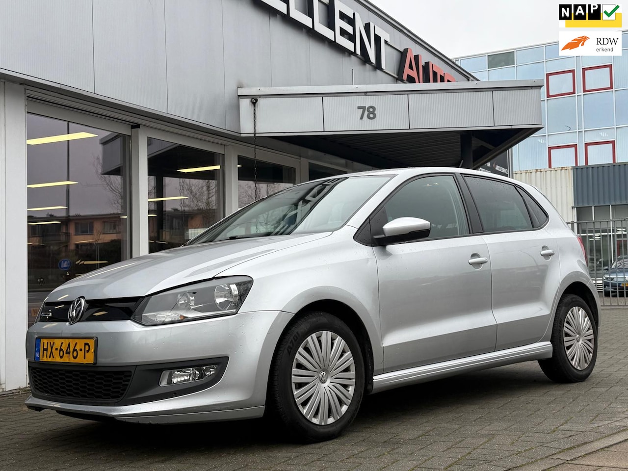 Volkswagen Polo - 1.0 BlueMotion Edition|Navigatie|Airco - AutoWereld.nl