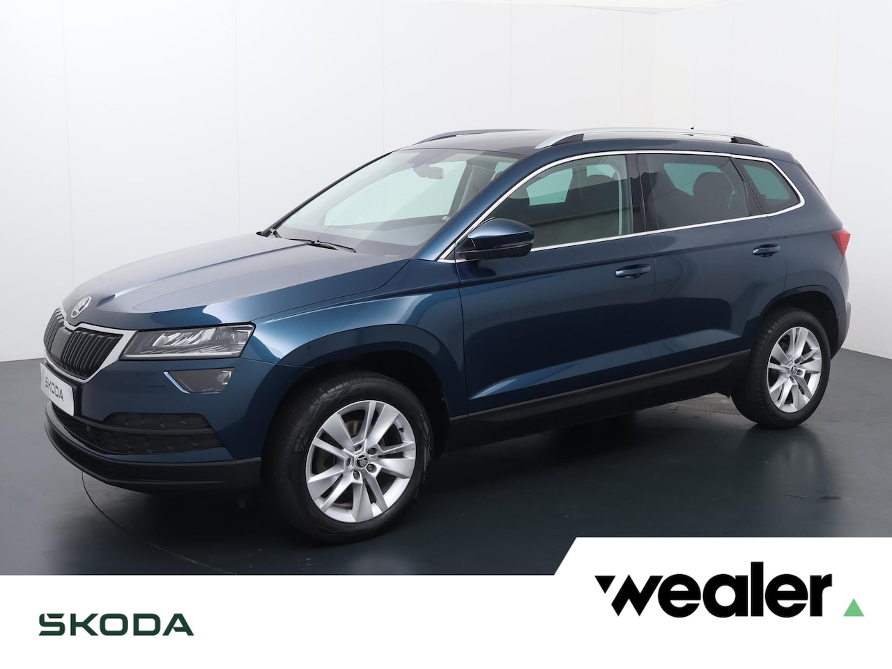 Skoda Karoq - 1.5 TSI ACT Business Edition Plus | 150 PK | Trekhaak wegklapbaar | LED verlichting | Navi - AutoWereld.nl