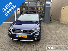 Volkswagen T-Roc - 1.5 TSI Sport Business R Automaat / Airco clima/ Naviagtie/ Cruise adapt/ Appel carplay/ L