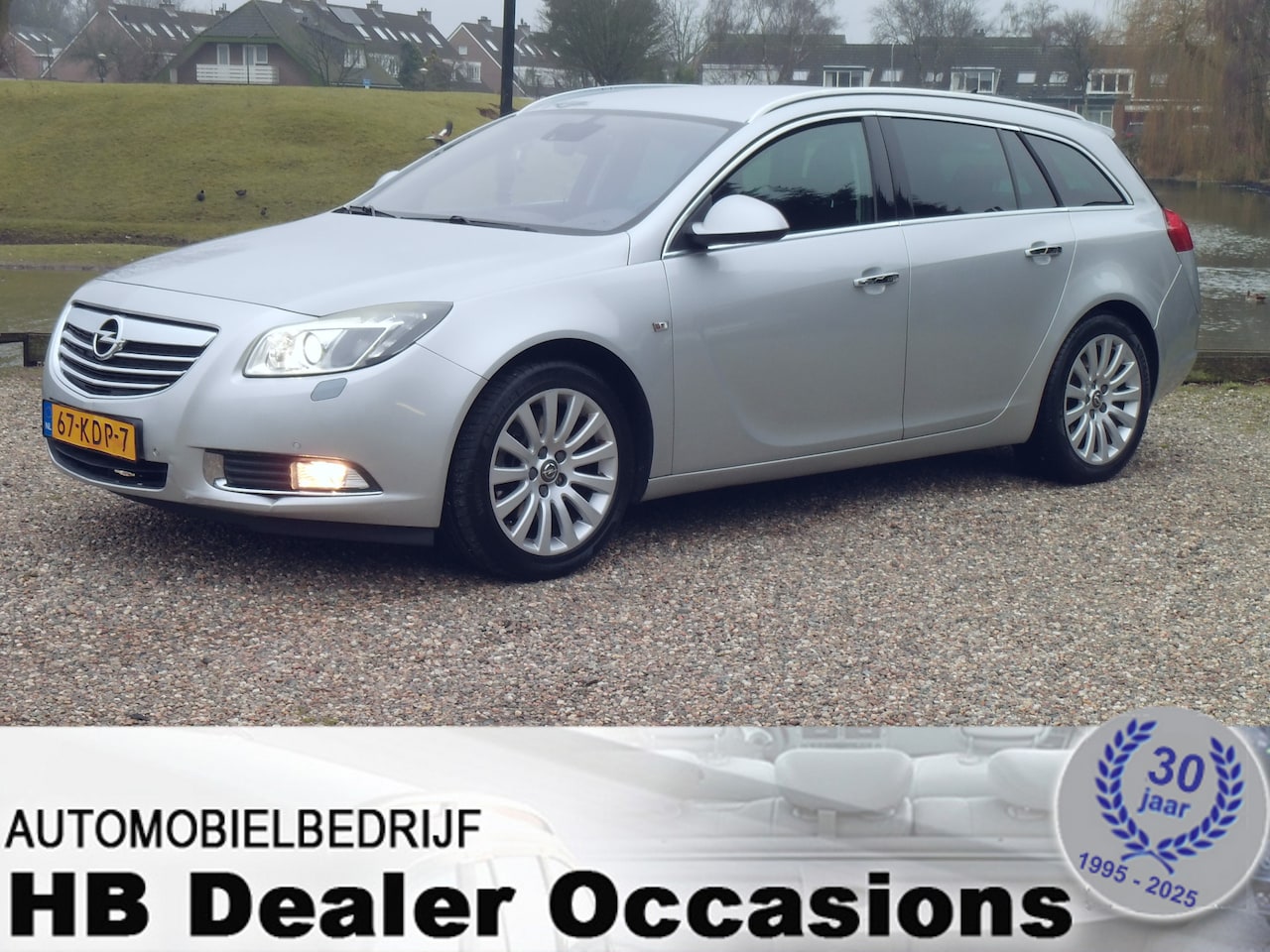 Opel Insignia Sports Tourer - 1.6 T Cosmo - Airco - Navigatie - 6 Bak - AutoWereld.nl