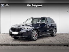 BMW X5 - xDrive50e M-Sport / 20 inch / Soft-Close Portieren / Glazen Schuifdak / Driving Assistant