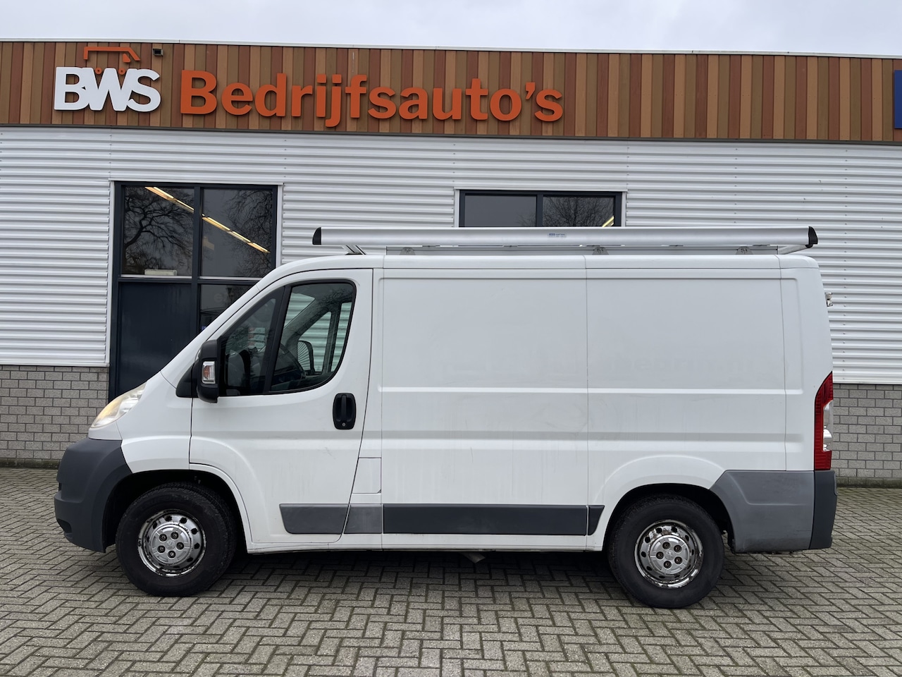 Peugeot Boxer - 330 2.2 HDI L1H1 Profit+ / te koop zo mee € 3.950 ex btw / apk tot 17-07-2026 / imperial / - AutoWereld.nl