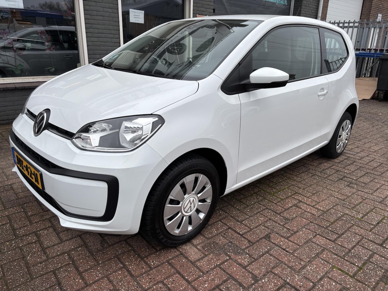 Volkswagen Up! - 1.0 Airco APK - AutoWereld.nl