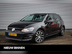 Volkswagen Golf - 1.2 TSI Highline // CarPlay & Android Auto | Camera | Massage | NL auto met NAP | Cruise c
