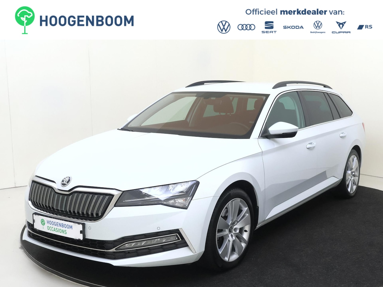 Skoda Superb - 1.4 TSI iV Business Edition | SoH 95% | Trekhaak | Adaptieve demping | Navigatie | Stoelve - AutoWereld.nl