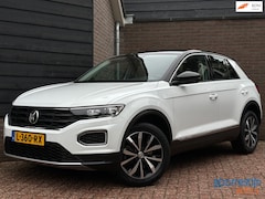 Volkswagen T-Roc - 1.0 TSI Style | CarPlay | PDC | Led | Navi | ACC
