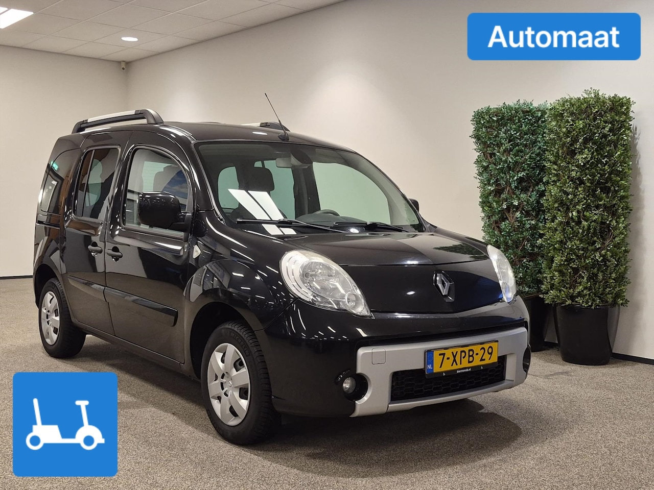 Renault Kangoo - Automaat incl. Kofferbaklift / Scootmobiellift (Joey 159kg) - AutoWereld.nl