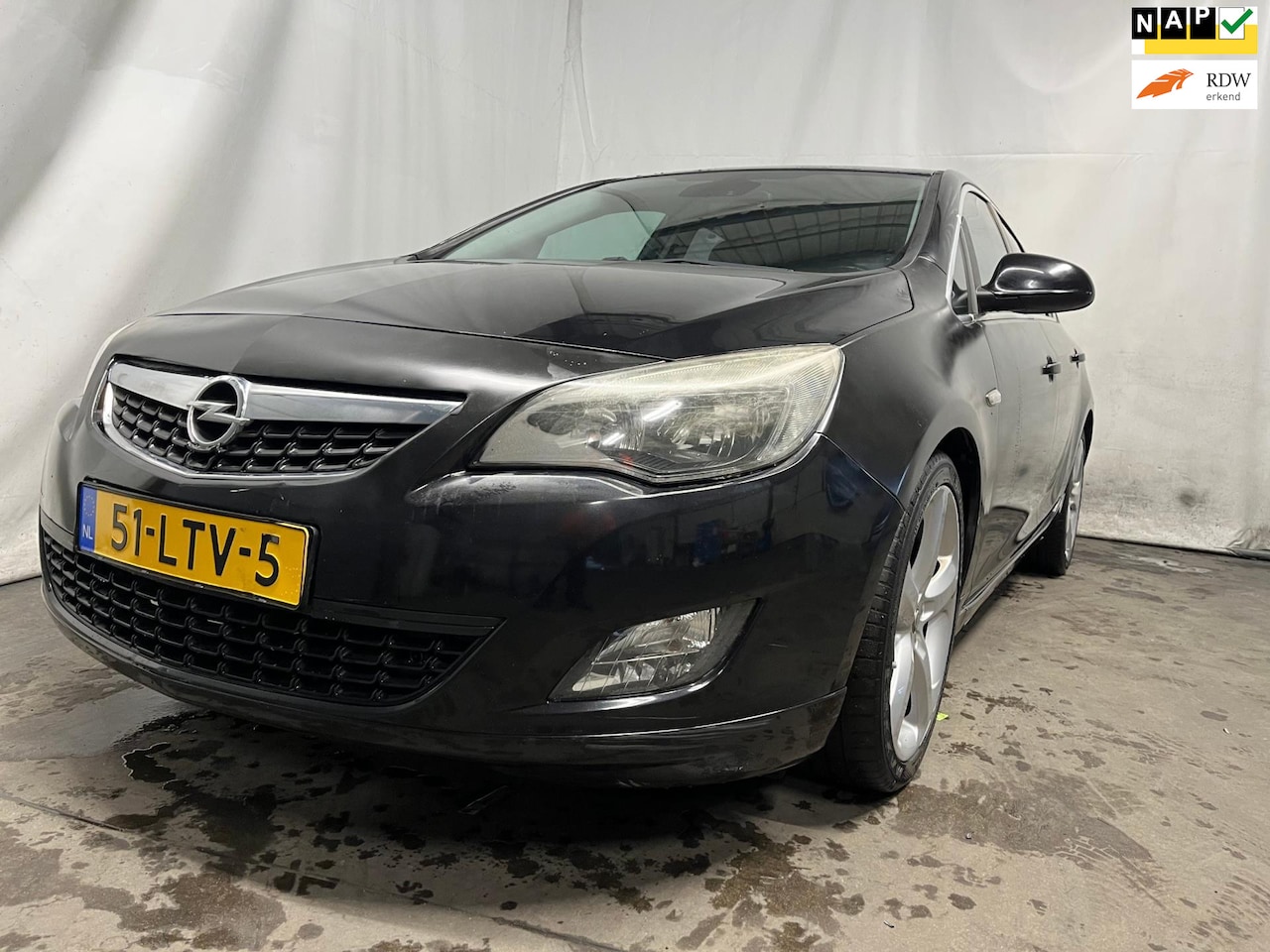 Opel Astra - 1.6 Sport - Koppakking defect - Schade - AutoWereld.nl