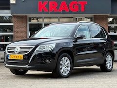 Volkswagen Tiguan - Sport&Style 2.0 TSI 4Motion - 2.200 kg geremd - AUTOMAAT - trekhaak - climate