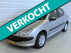 Peugeot 206 - 1.6-16V Gentry Airco TREKHAAK / 162.000km (2004)