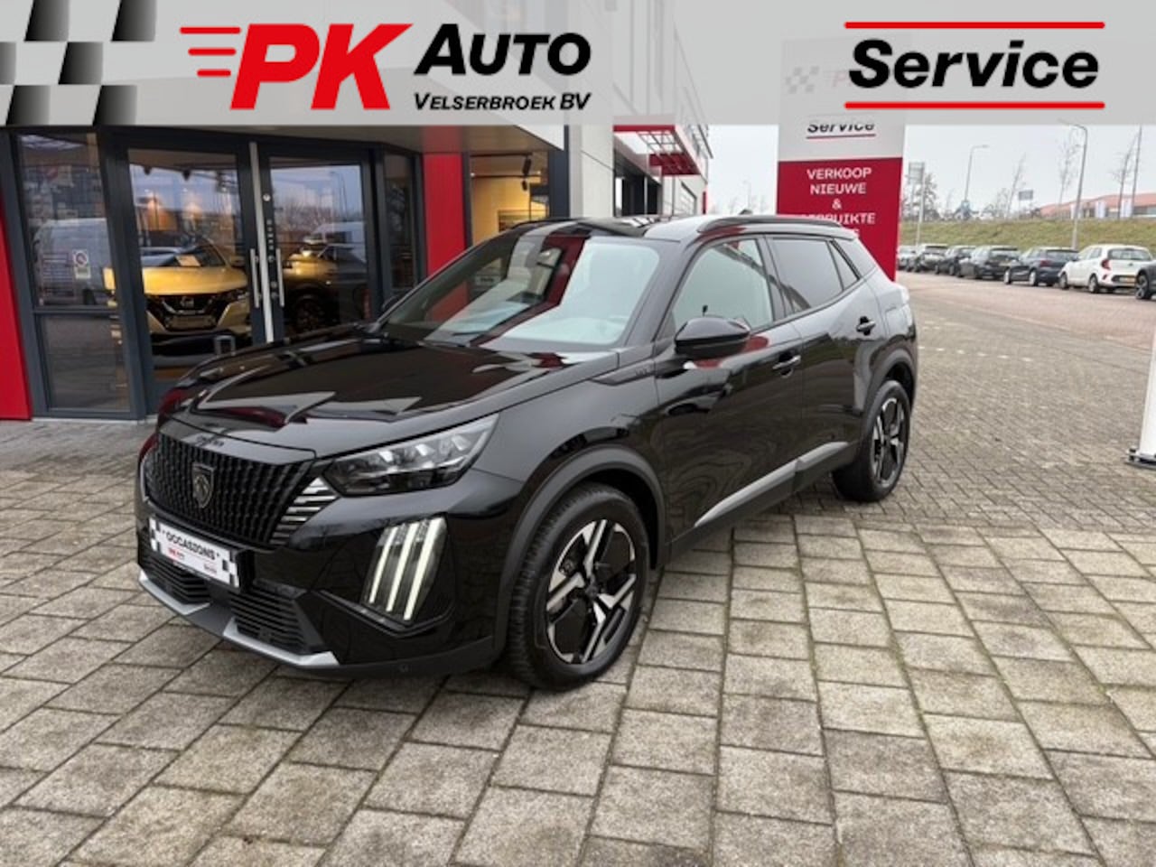 Peugeot 2008 - 1.2 Hybrid 136 GT | Navi | Cruise | Camera | 33.549 km Dealeronderhouden - AutoWereld.nl
