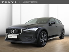 Volvo V60 Cross Country - B5 AWD PRO | Massage | Trekhaak | Bowers&Wilkins | Panoramadak |
