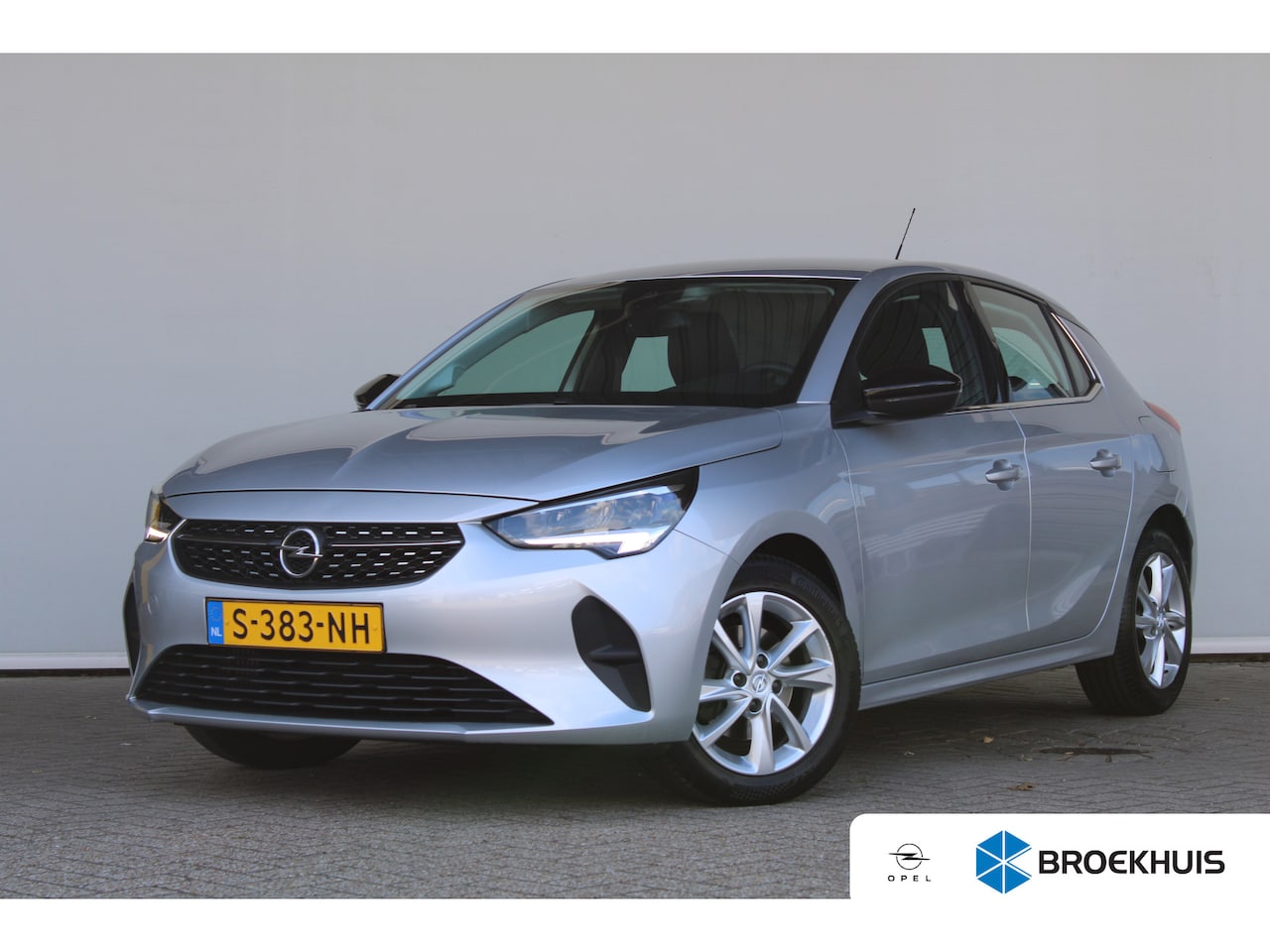 Opel Corsa - 1.2 Level 3 Elegance | 100PK | Half leder | LED | Apple carplay | 1e eigenaar | - AutoWereld.nl