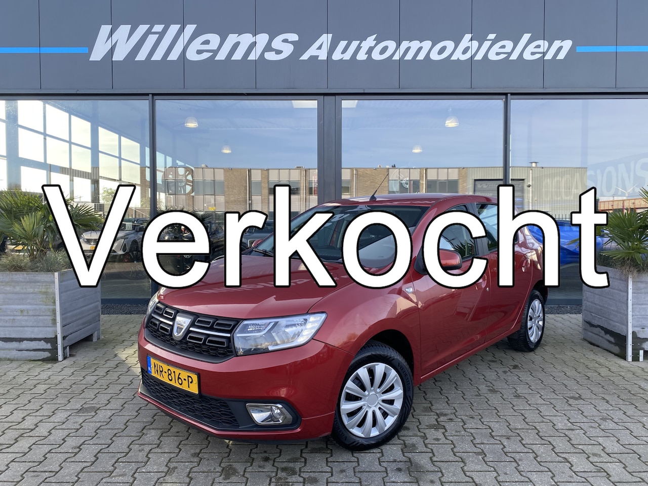 Dacia Sandero - 0.9 TCe Laureate Navigatie, Cruise Control & Trekhaak - AutoWereld.nl