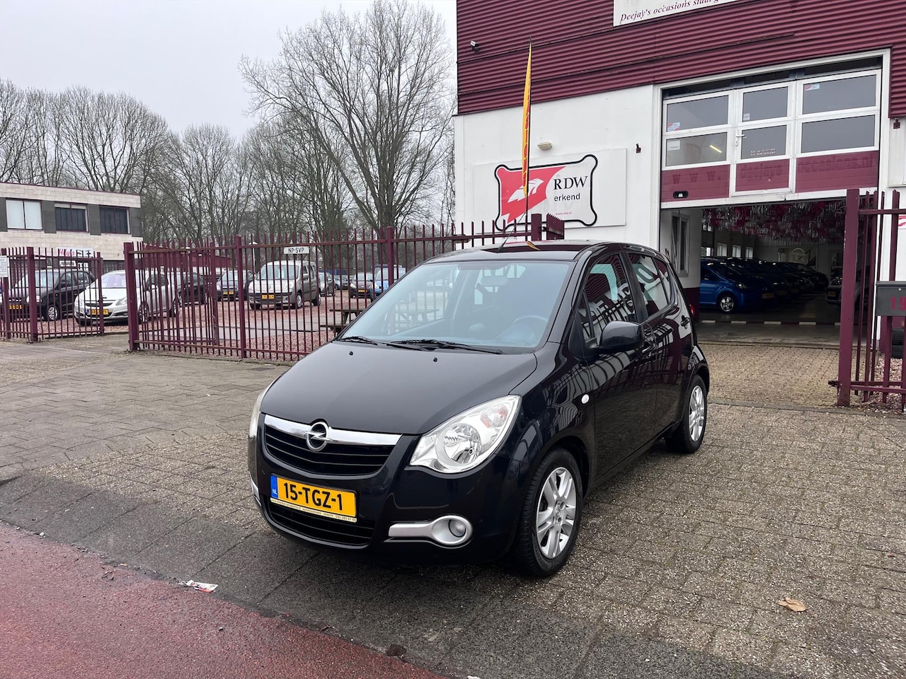 Opel Agila - 1.0 12V 68pk Edition - AutoWereld.nl
