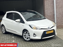 Toyota Yaris - 1.5 Hybrid Dynamic Aut, Pano, Navi, NAP Nette auto in zeer goede staat