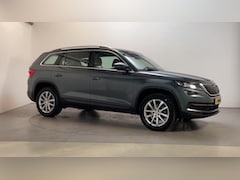 Skoda Kodiaq - 1.5 TSI 150pk DSG Business Edition Plus Leder-Stof Stoelverwarming Camera Adaptive Cruise