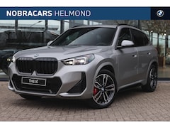 BMW X1 - xDrive25e M Sport Automaat / Panoramadak / Trekhaak / Sportstoelen / M Adaptief onderstel