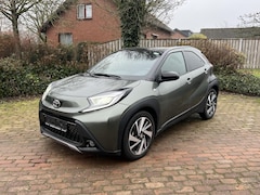 Toyota Aygo X - 1.0 VVT-i S-CVT Premium 1e Eigenaar| Full option| Twotone