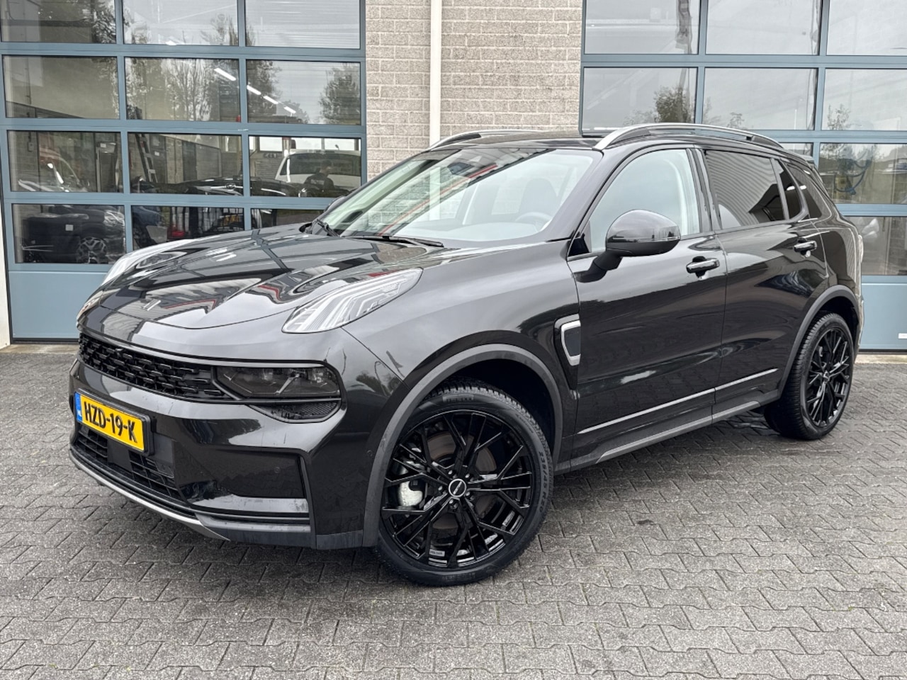 Lynk & Co 01 - PLUG IN HYBRID 1.5 | BLACK EDITION | 360 CAMERA | - AutoWereld.nl
