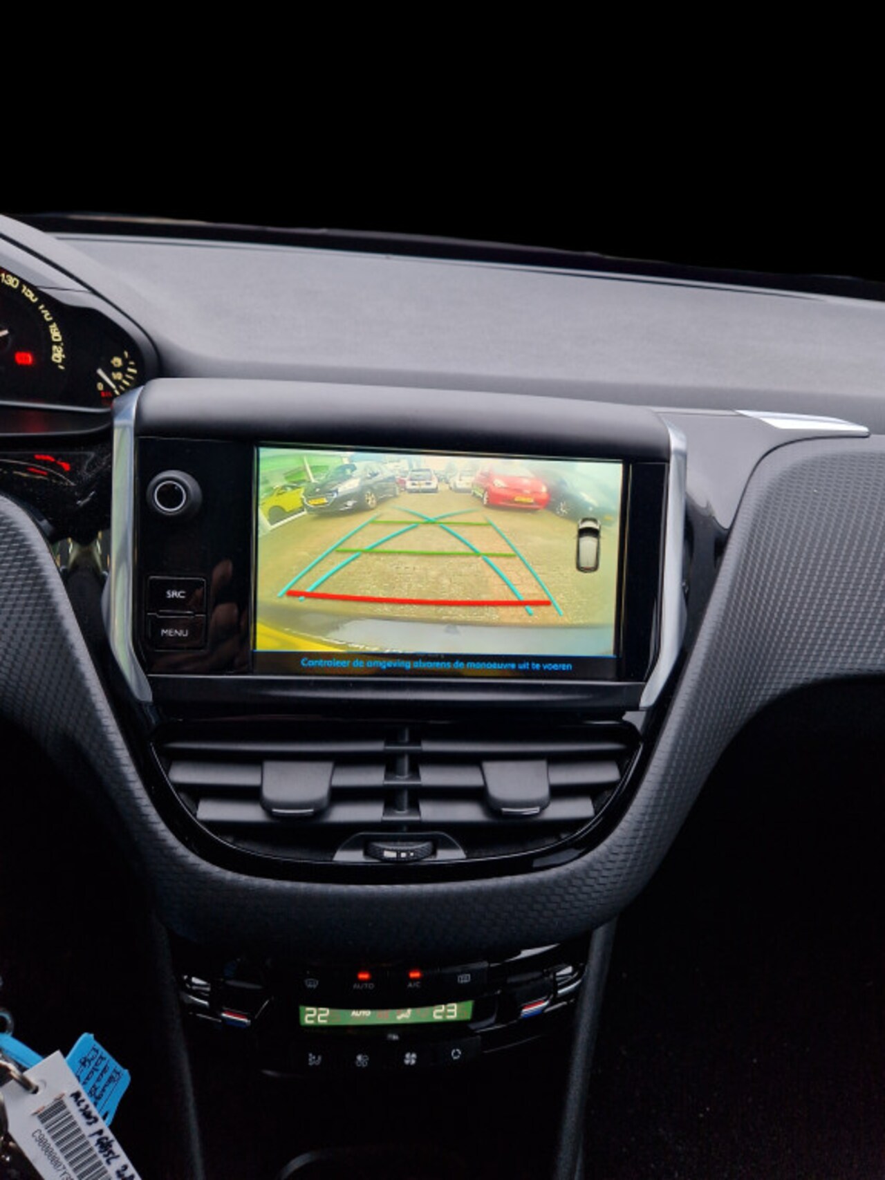 Peugeot 208 - 1.2 PureTech Allure 1.2 PureTech Allure, achteruitrijcamera, Parkeerhulp, DAB, Cruise