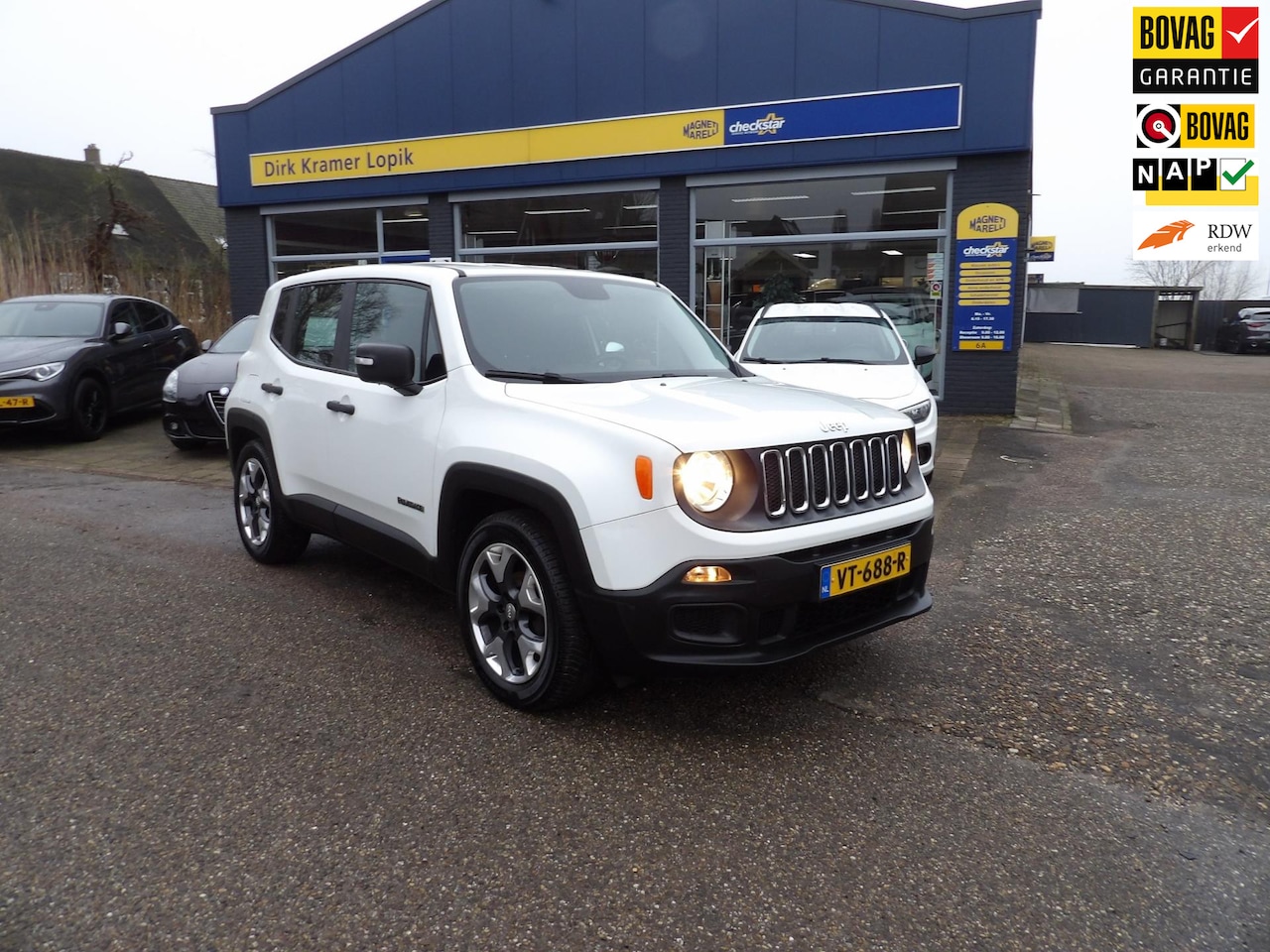 Jeep Renegade - 1.6 MultiJet Sport / Grijs kenteken / Rijklaarprijs - AutoWereld.nl