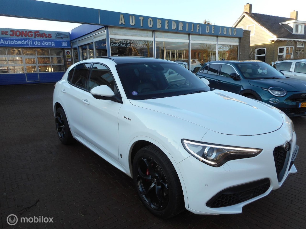 Alfa Romeo Stelvio - 2.0 GME 280 AWD Veloce PANORAMADAK+ADAPTIEF ONDERSTEL+TREKHAAK - AutoWereld.nl