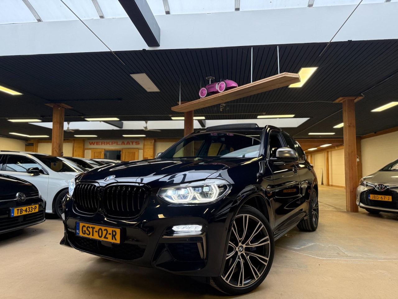BMW X3 - M40i xDrive High Executive Pano Head-Up Lane Assist Airco Cruise Control - AutoWereld.nl