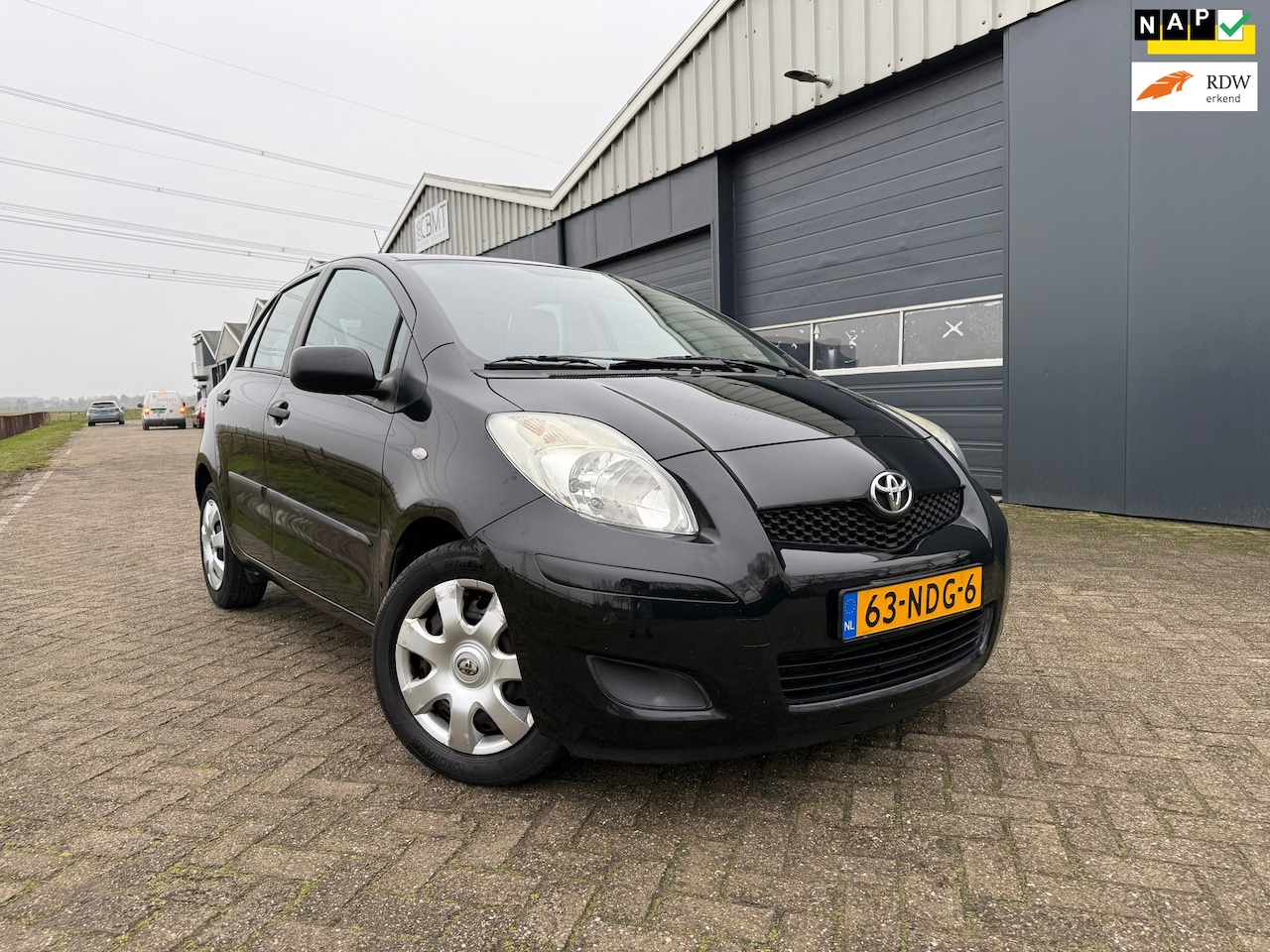Toyota Yaris - 1.3 VVT-i Comfort 1.3 VVTi Comfort - AutoWereld.nl