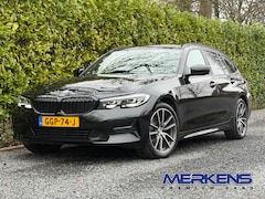 BMW 3-serie Touring - 318d High Executive Pano / Trekhaak / Carplay €23.500 EX BTW