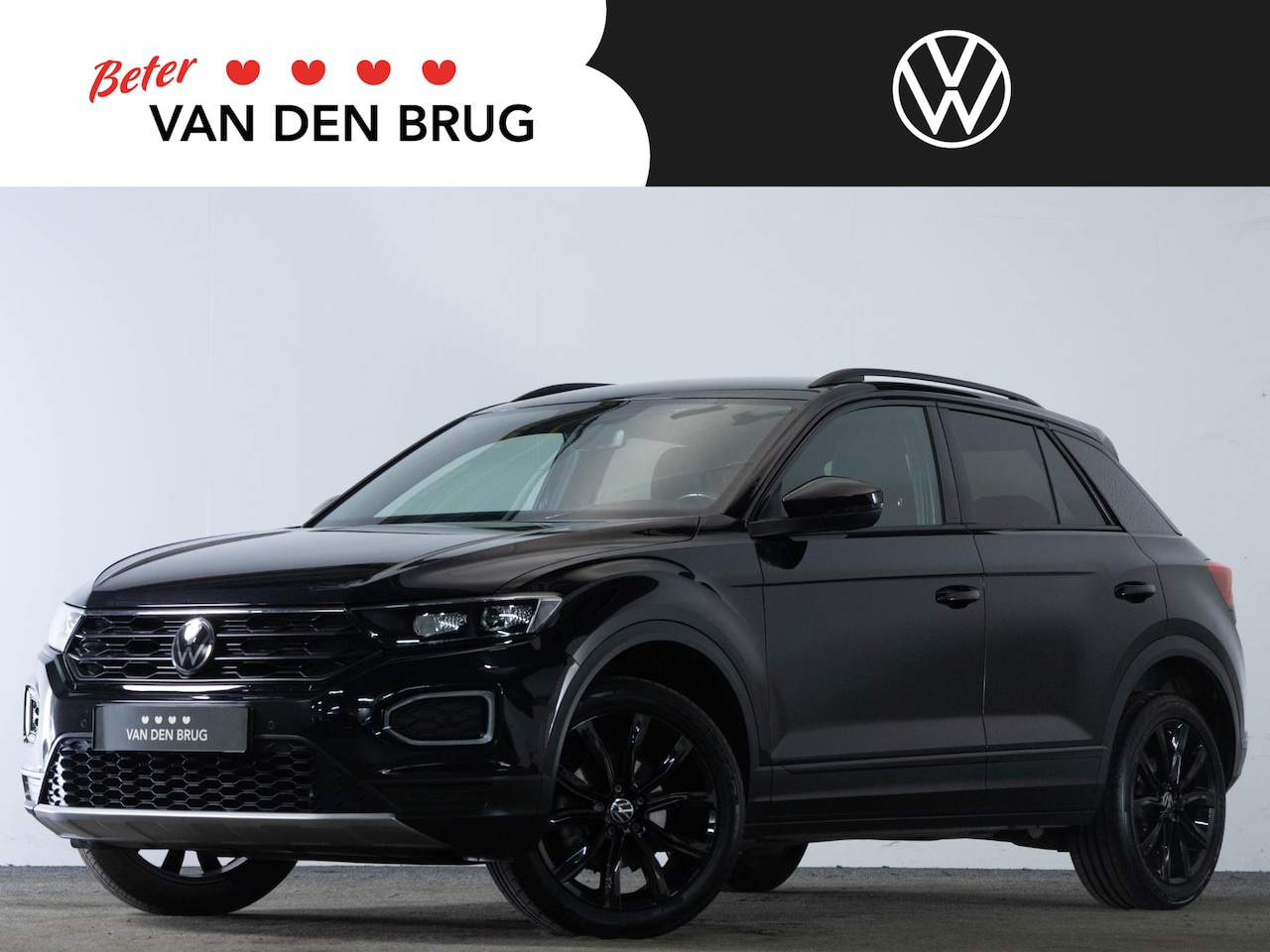 Volkswagen T-Roc - 1.5 TSI 150 PK DSG Black Style | LED | Trekhaak | Stoelverwarming | Achteruitrijcamera | A - AutoWereld.nl