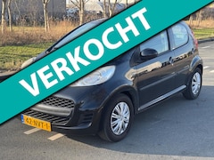 Peugeot 107 - 1.0-12V XS / AIRCO / NAP