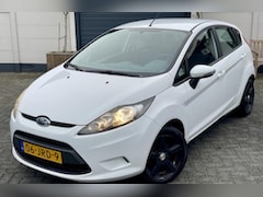 Ford Fiesta - RIJKAAR/APK/HISTORY/BEURT/NAP/AIRCO/5drs//DIREKT MEE